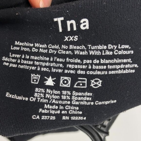 TNA Aritzia Atmosphere leggings solid  black with yellow side stripes XXS - Picture 4 of 13